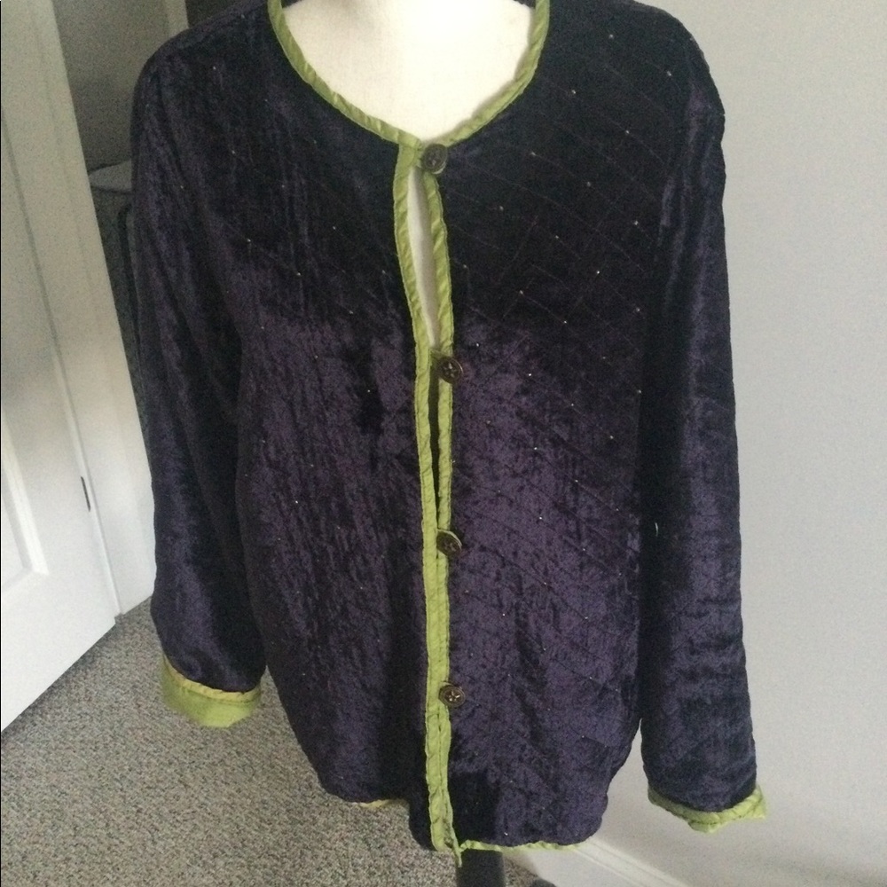 Reversible artistic colors jacket